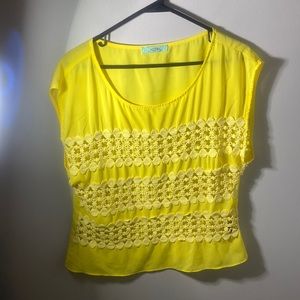 Karlie Yellow Blouse Summer Lightweight Medium Polyester Casual Trendy Party